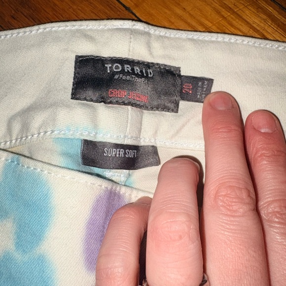 Torrid Tie Dye Crop Jeggings Women’s Size 20 High Rise Pastel Stretch Capri - Picture 4 of 6